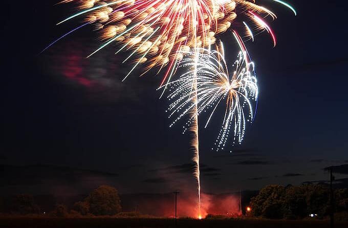 fourth of july fireworks eaton ferry bridge lake gaston littleton nc 2022