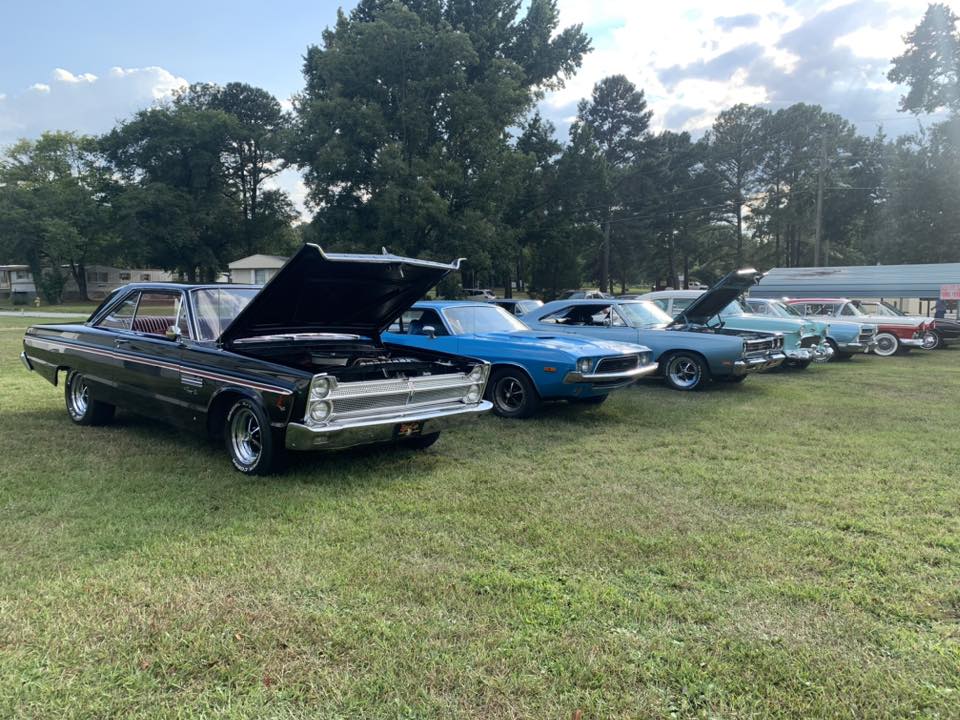 cruise in stray cats hot rod association lake gaston pizza littleton nc april 2023