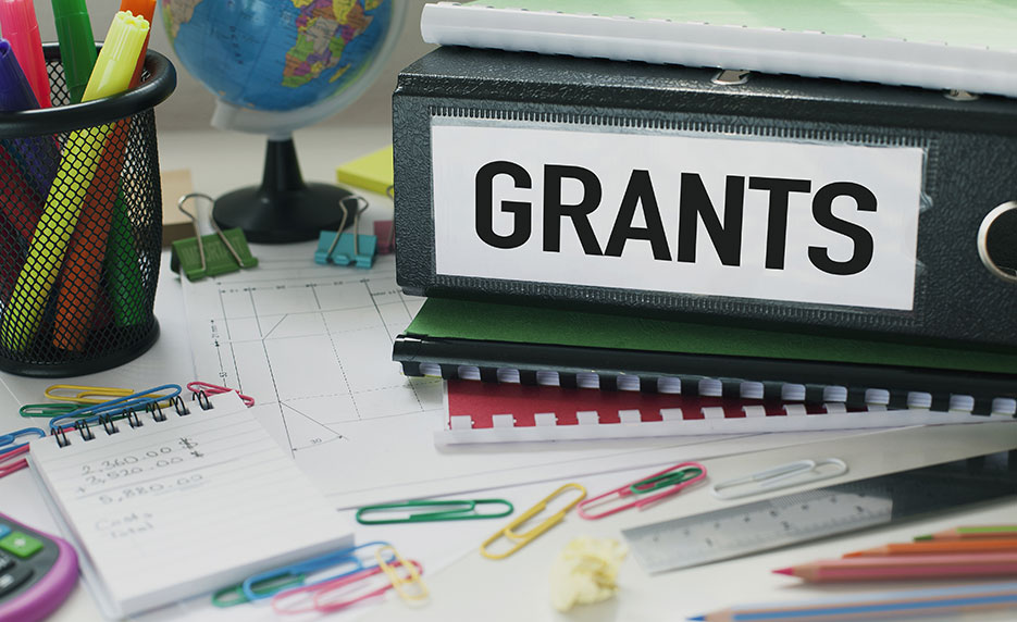 Non-Profit Grant Writing Class - The Warrenist