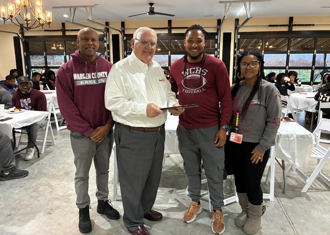 victor hunt jr grand marshall warrenton nc christmas parade